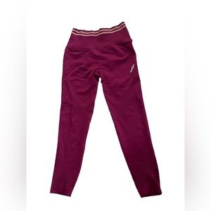 DoYouEven Scrunch Bum Leggings in Maroon (Medium)